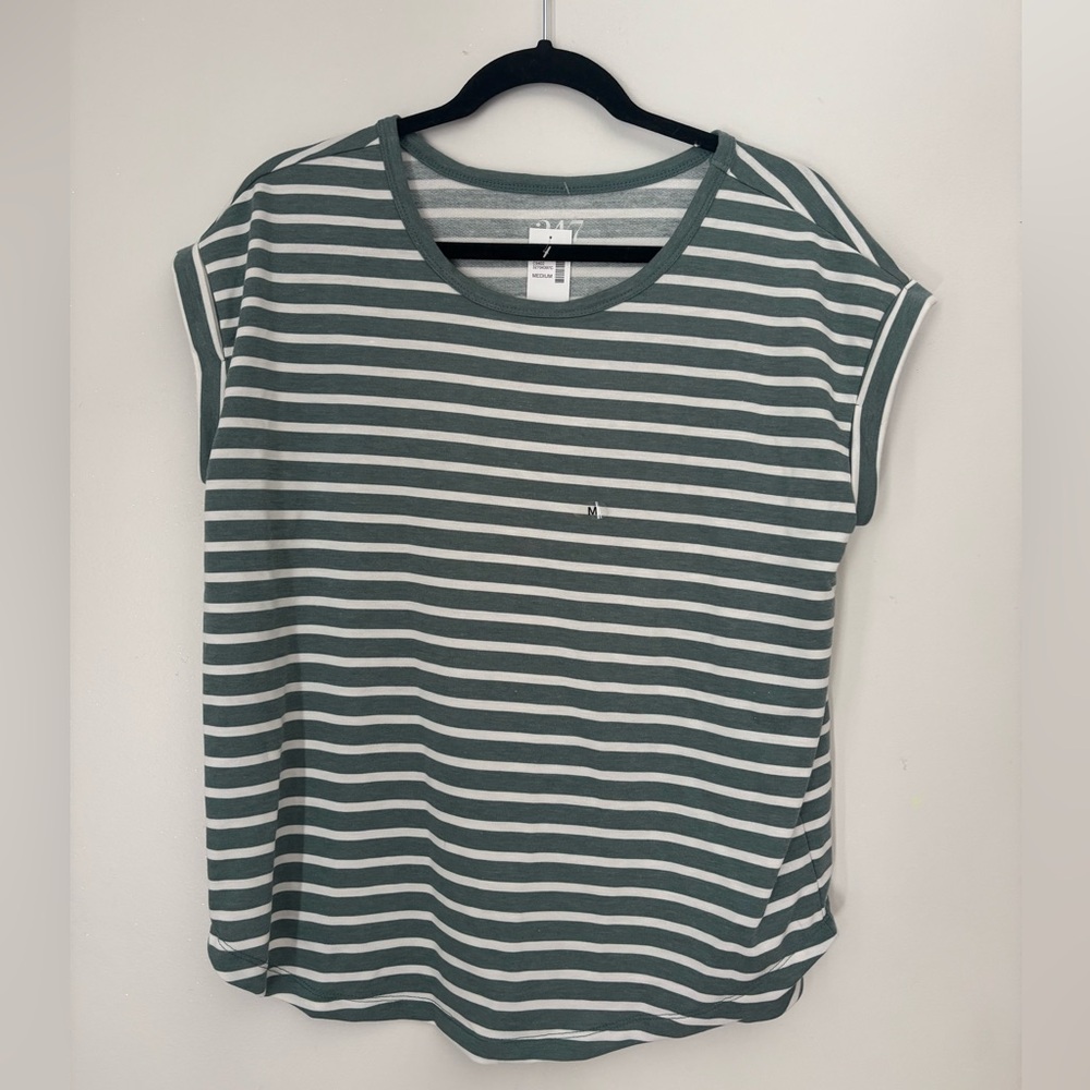 Maurices Green and White Striped Short Sleeve Tee